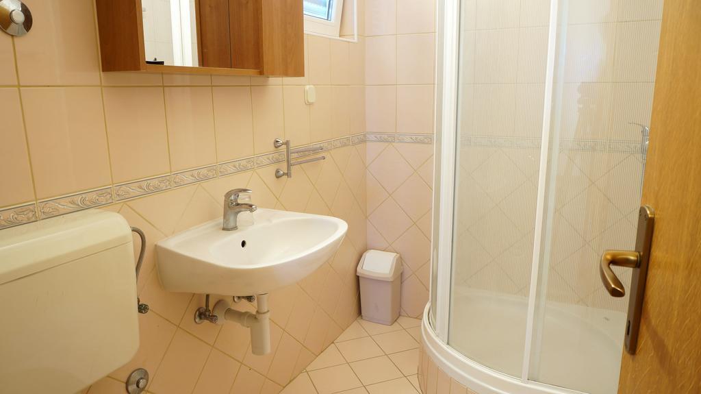 Villa Dvorine Tisno Chambre photo