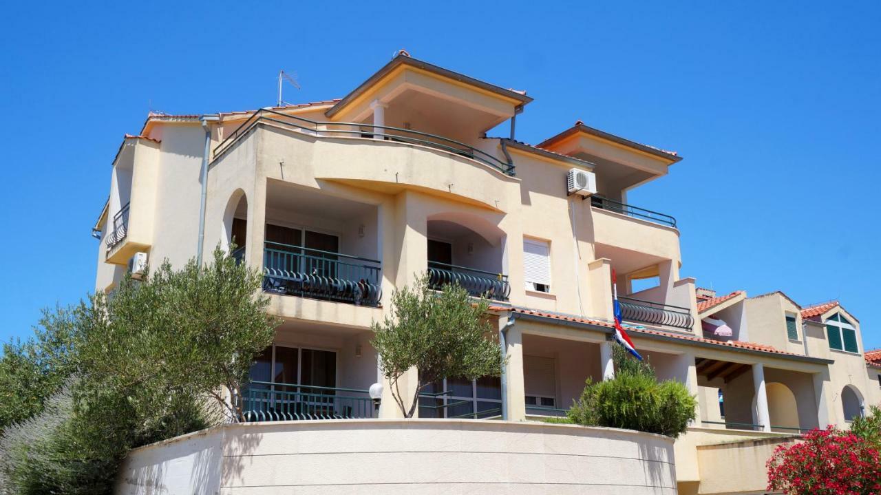 Villa Dvorine Tisno Extérieur photo