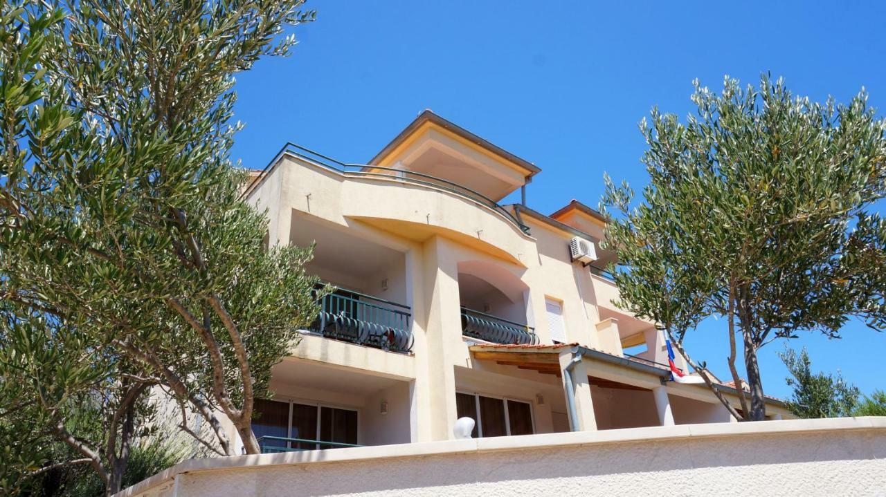 Villa Dvorine Tisno Extérieur photo